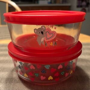 Set of 2 glass containers